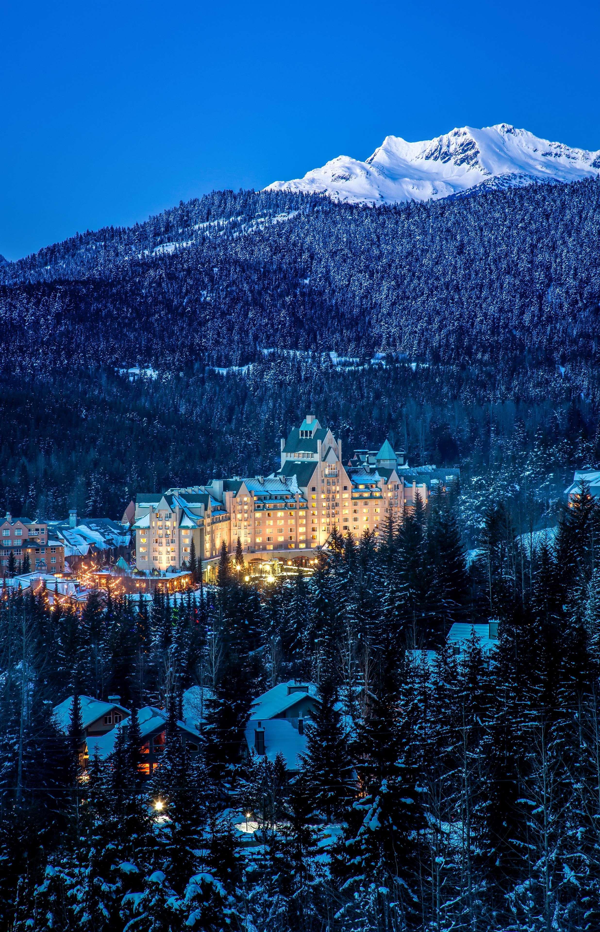 Fairmont Chateau Whistler Exterior foto