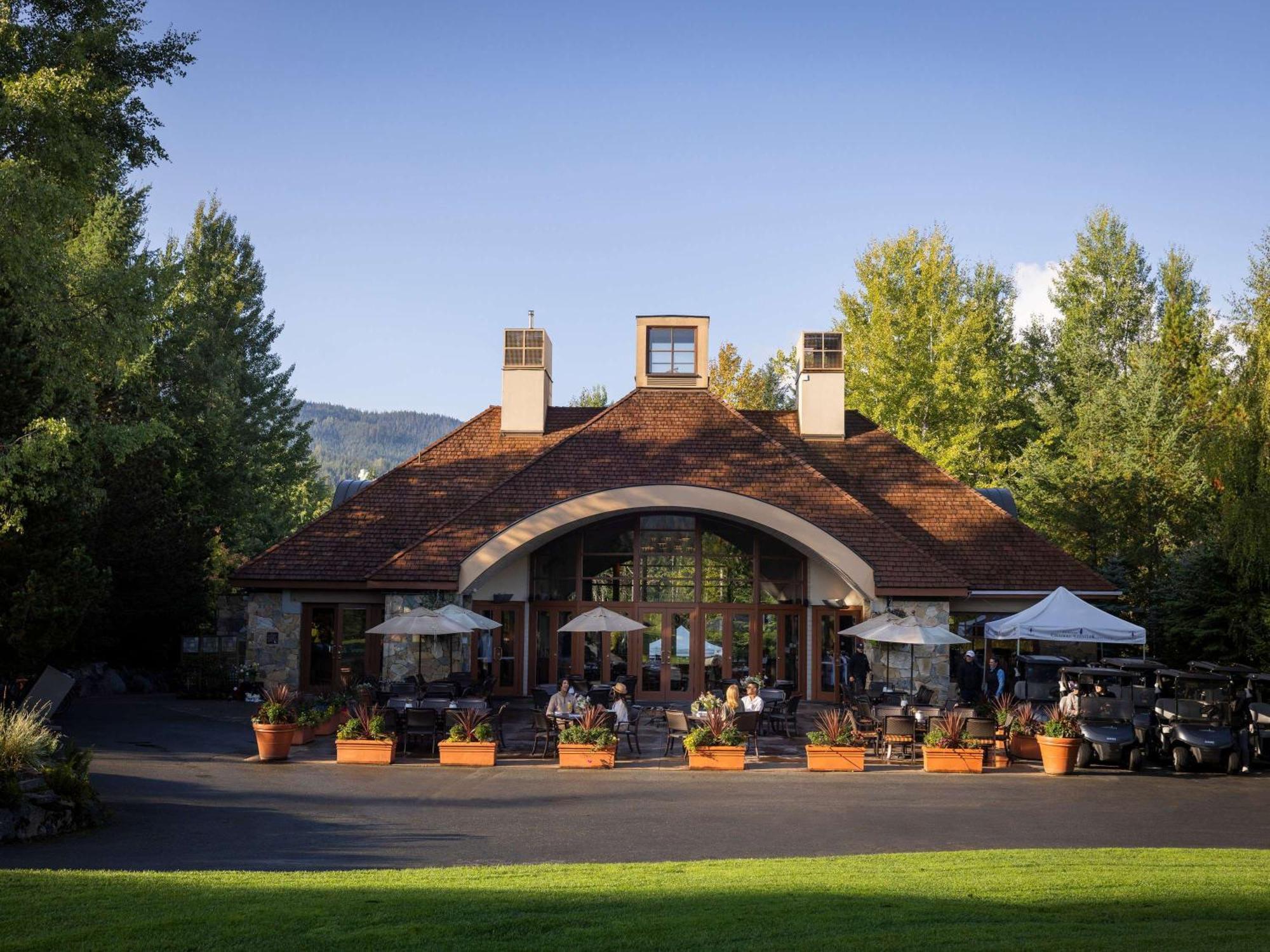 Fairmont Chateau Whistler Exterior foto