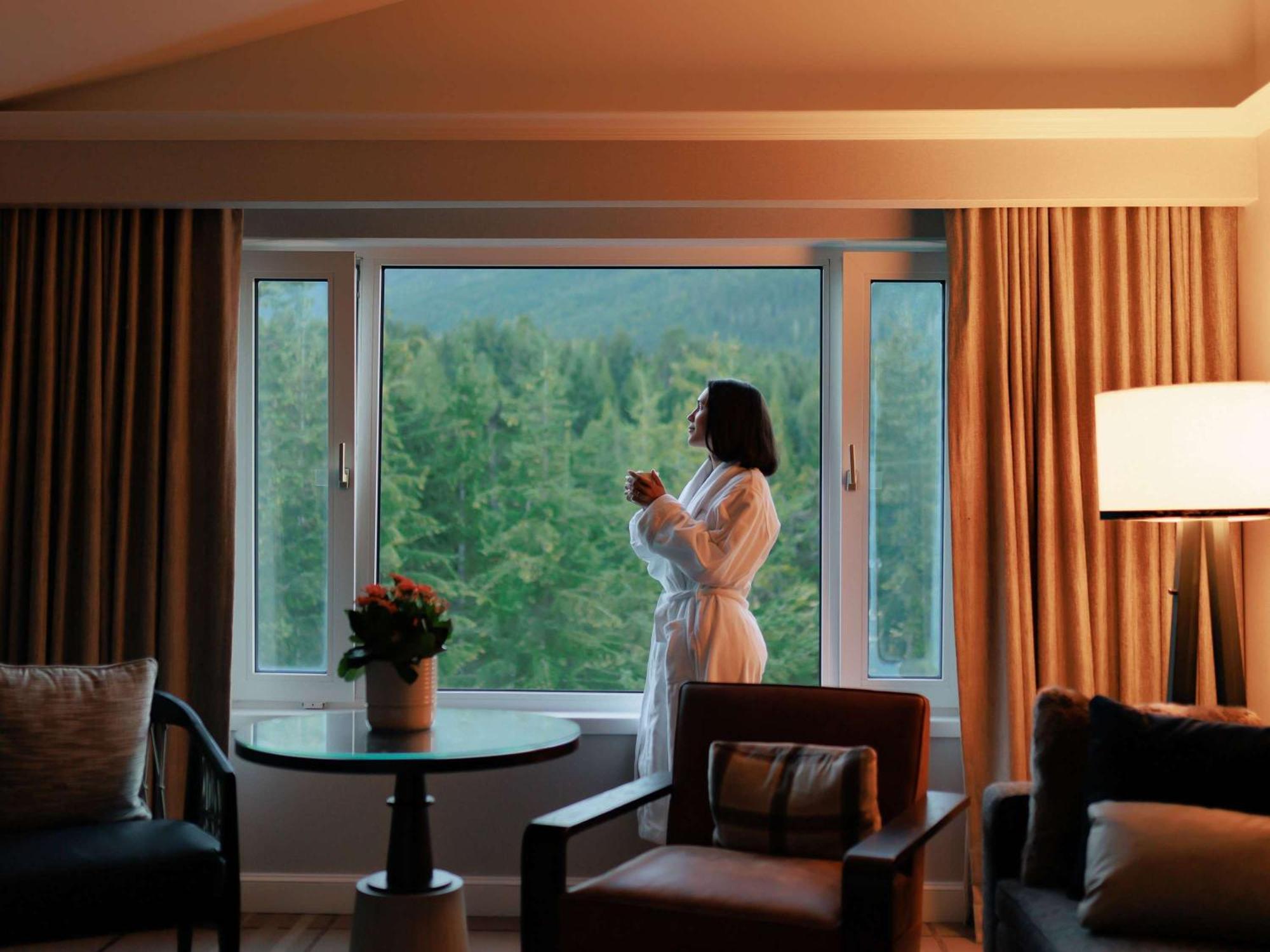 Fairmont Chateau Whistler Exterior foto