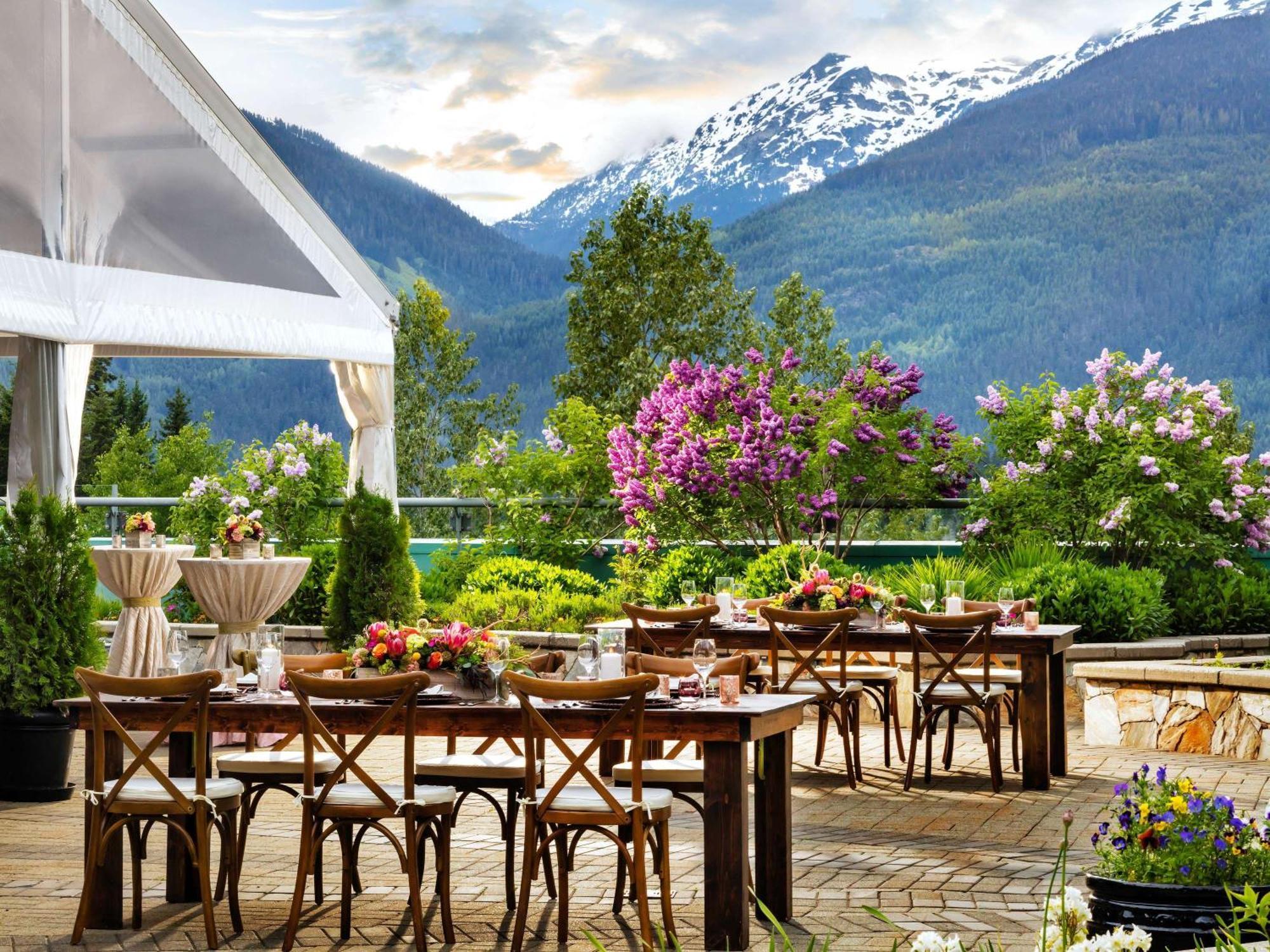 Fairmont Chateau Whistler Exterior foto
