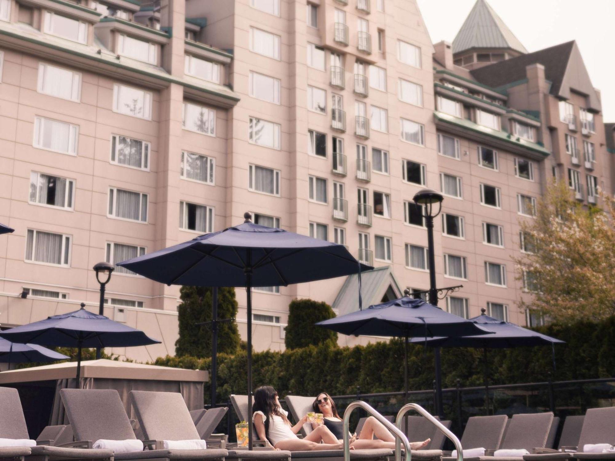 Fairmont Chateau Whistler Exterior foto